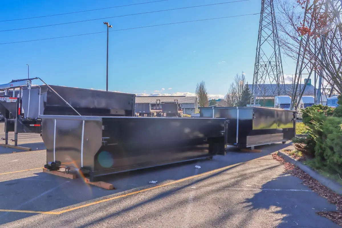 Professional dumpster rental and junk removal service in Hondo
